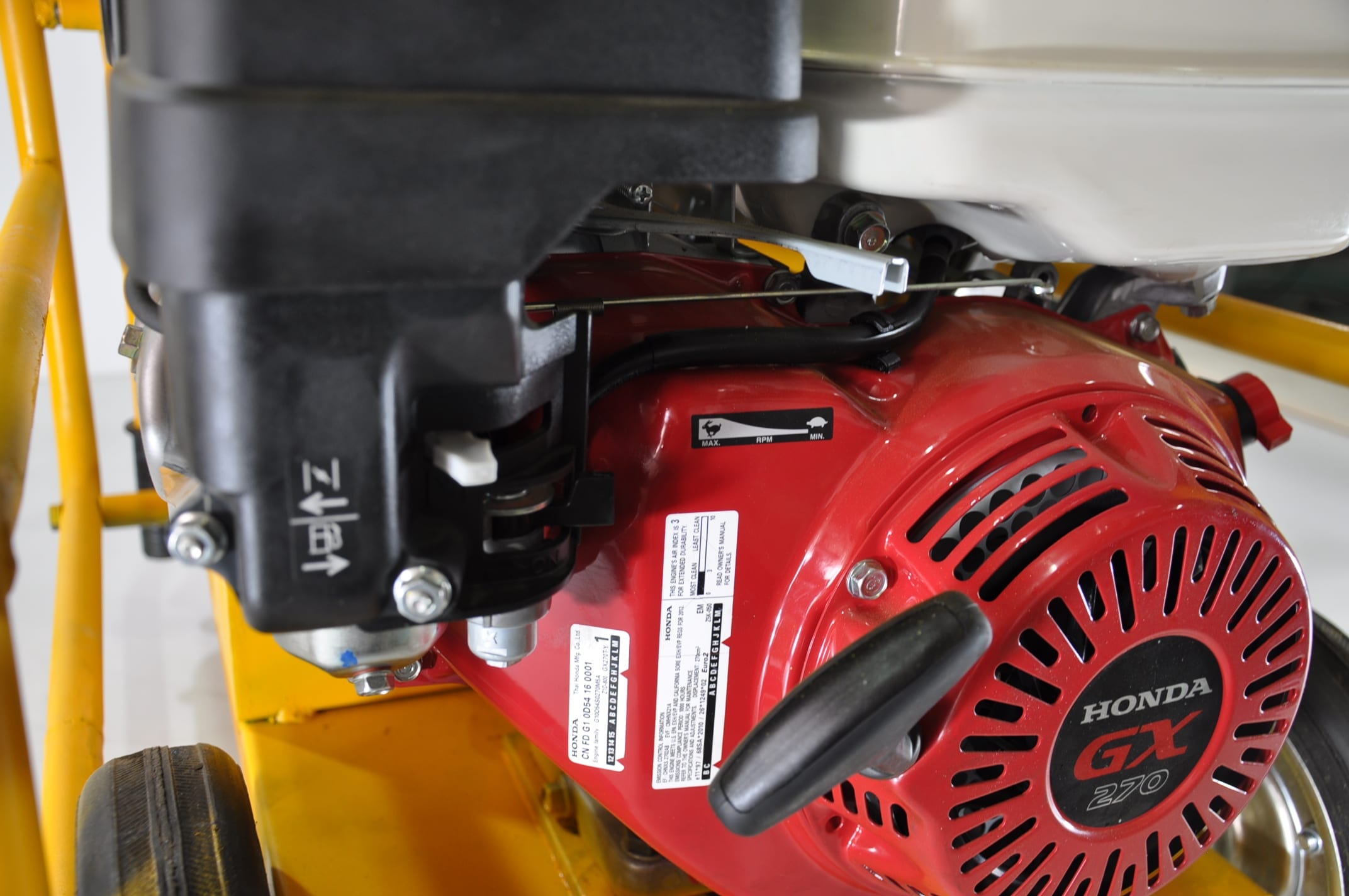 Fibre floating machine.